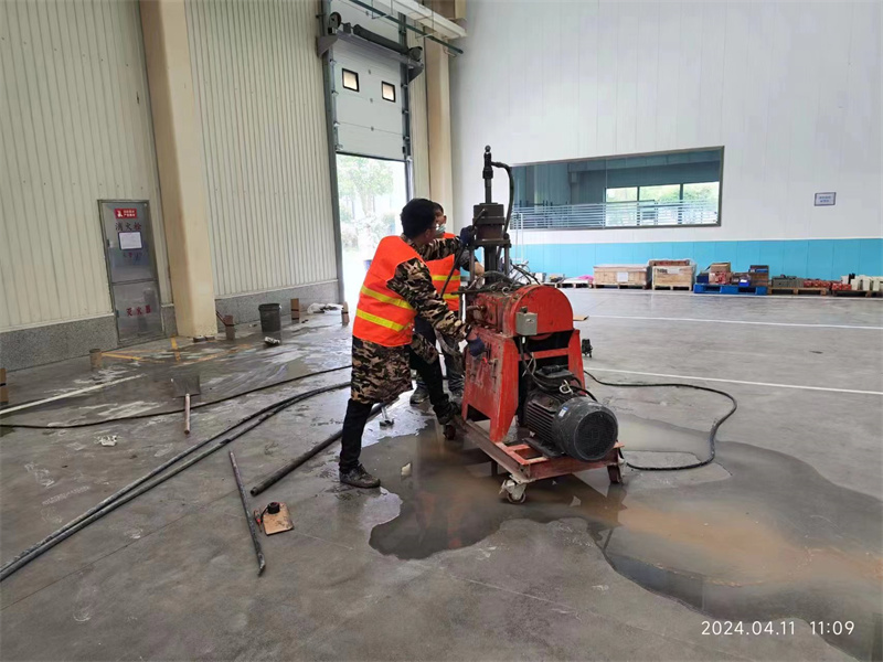 浦城厂房地面下沉塌陷注浆加固施工